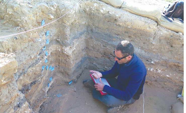 scavi archeologici nel deserto del negev, israele